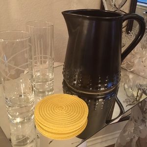 American Atlier Black Pearl pitcher